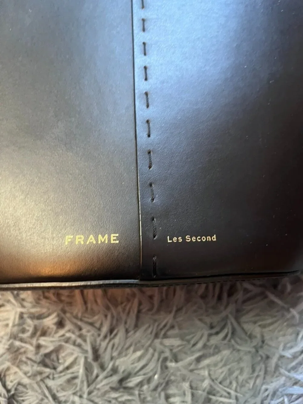 Frame Black Les Second Leather Bucket Medium Vase Tote Bag